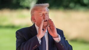 El G7 saluda el acuerdo de paz con Irán y Trump proclama en Francia: «El estrecho de Ormuz estará completamente abierto el viernes» | elperiodico.com