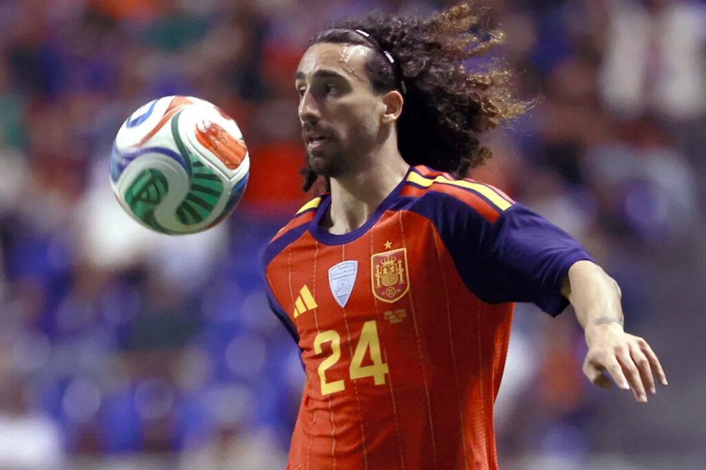 El Real Madrid anuncia el fichaje de Cucurella por seis temporadas