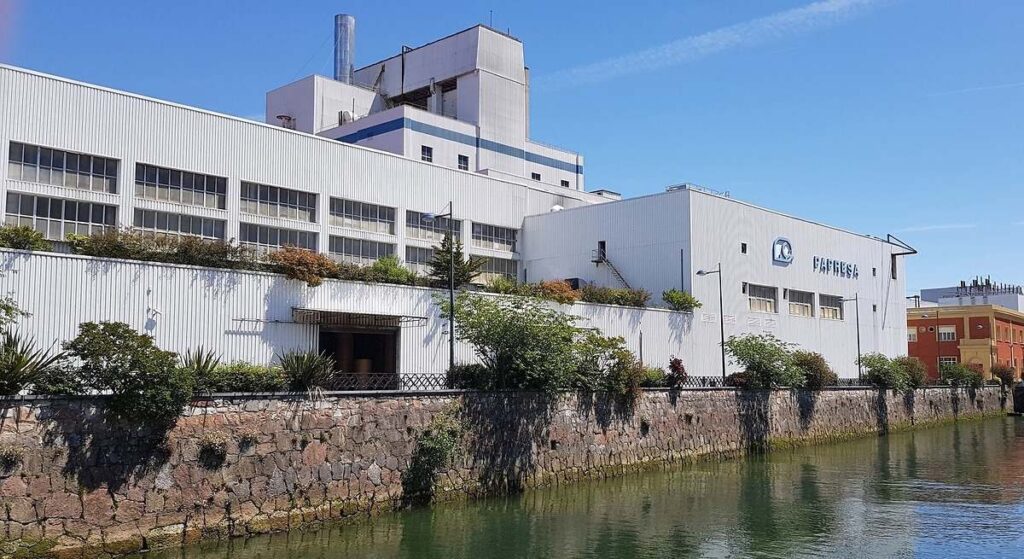 El grupo extremeño CL culmina el rescate de la papelera guipuzcoana Papresa a cambio de 40 millones y se compromete a mantener el 80% de la plantilla