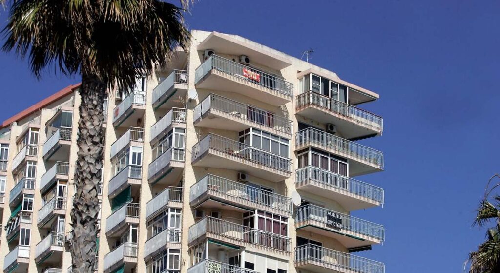 El mercado de la vivienda en la costa ya no mira solo al sur: el norte dispara los precios y redibuja el mapa para el inversor
