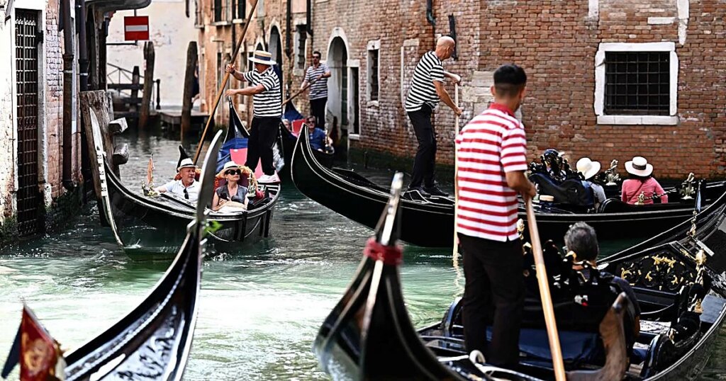 El nuevo alcalde de Venecia quiere subir el precio de entrada a la ciudad a 50 euros