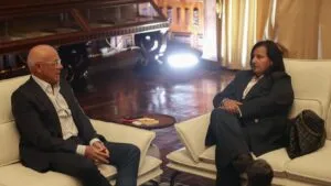 El país latinoamericano da un paso significativo hacia su transición política a instancias de EEUU y con la llamativa exclusión de María Corina Machado | elperiodico.com