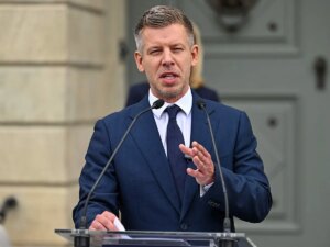 El primer ministro húngaro Magyar abre su primera gran batalla institucional contra el presidente | elmundo.es