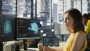 El truco más simple para que la inteligencia artificial responda mejor: no usar un solo modelo, sino hacer que varias IA trabajen una detrás de otra