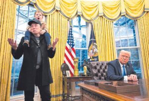 Elon Musk se convertirá este viernes en el primer billonario de la historia: acumulará más riqueza que el 46% de la población mundial | elperiodico.com