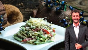 Eneko Fernández, cocinero: «Para hacer una ensalada Waldorf más sabrosa, tuesta las nueces»