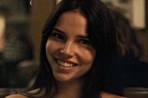 Es la novia «ideal» y la actriz del momento, pero también streamer en sus ratos libres de The Last of Us y Call of Duty
