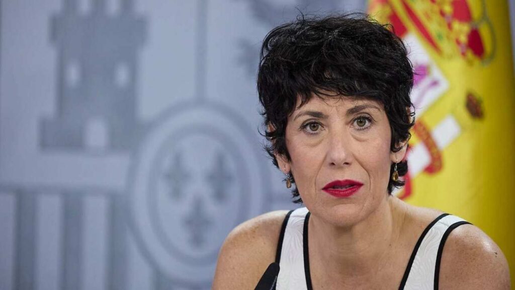 España dice a Venezuela que «no está sola» tras sísmos y mantiene su ayuda