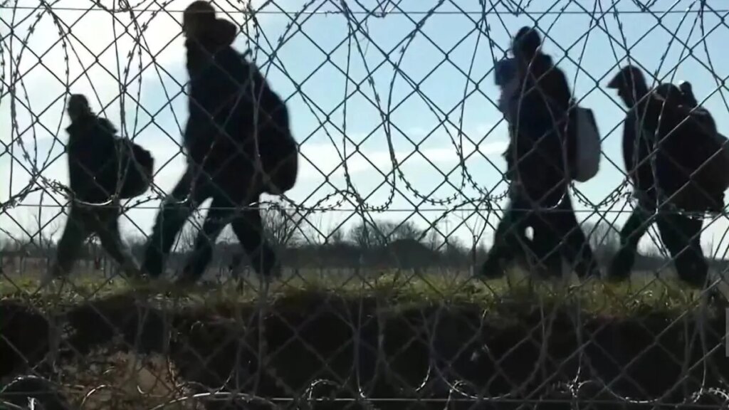 España recibió casi un millón de solicitudes de regularización de migrantes, más del doble previsto