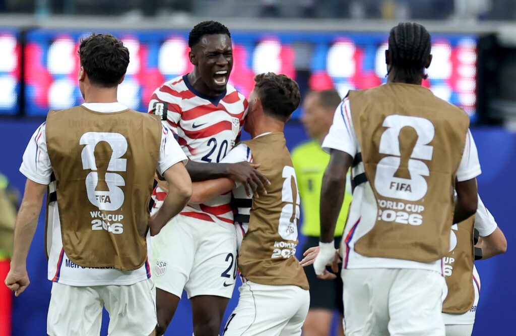 Estados Unidos se presenta en su Mundial con goleada sobre Paraguay
