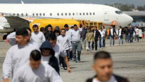 Europa endurece su política migratoria: habilita centros de deportación fuera de la UE