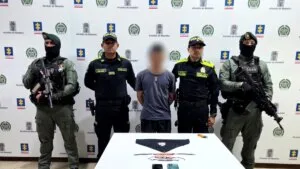 Explosivista del frente 4 de las disidencias de las Farc y dos integrantes más de la estructura fueron capturados en Antioquia y Córdoba