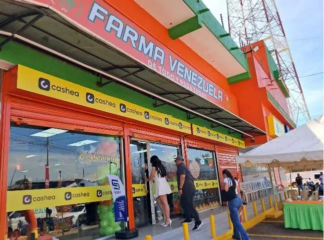 FarmaVenezuela y Fiorella Supermarket inauguraron segunda sede fusionada en Cañada Honda