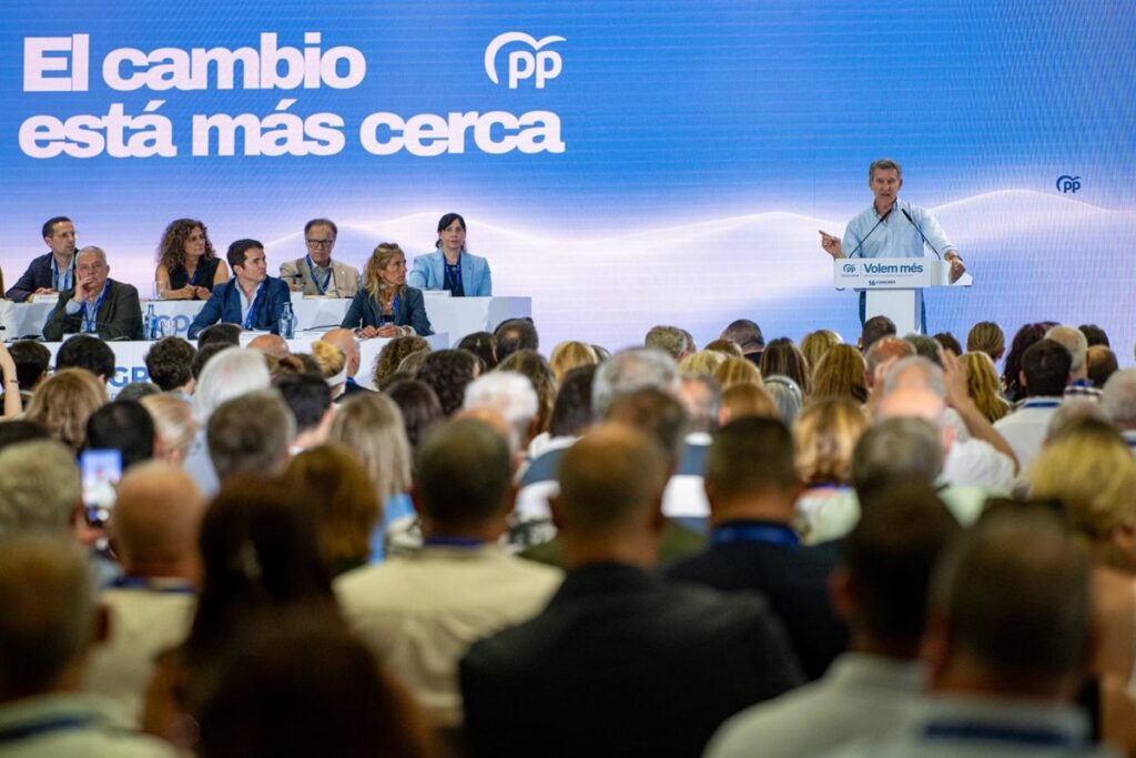 Feijóo acusa a Sánchez de "caudillismo" gobernando contra la voluntad del Congreso