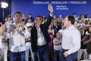 Feijóo acusa a Sánchez de estar «detrás de las cloacas» y promete un Gobierno «limpio y decente» conforme a su biografía | europapress.es