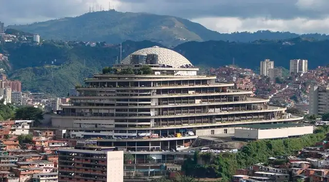 Foro Penal confirma traslado de presos políticos de El Helicoide