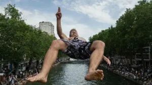 Francia registra temperaturas históricas con la mitad del país en alerta roja | elperiodico.com