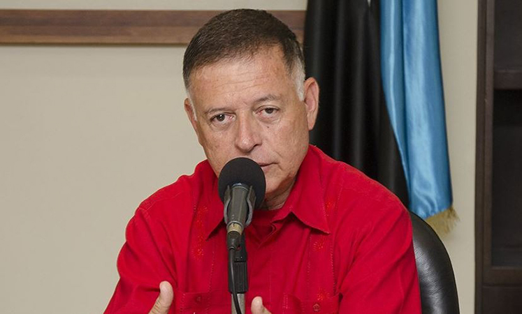 Francisco Arias Cárdenas insta a Delcy Rodríguez a negociar con María Corina Machado