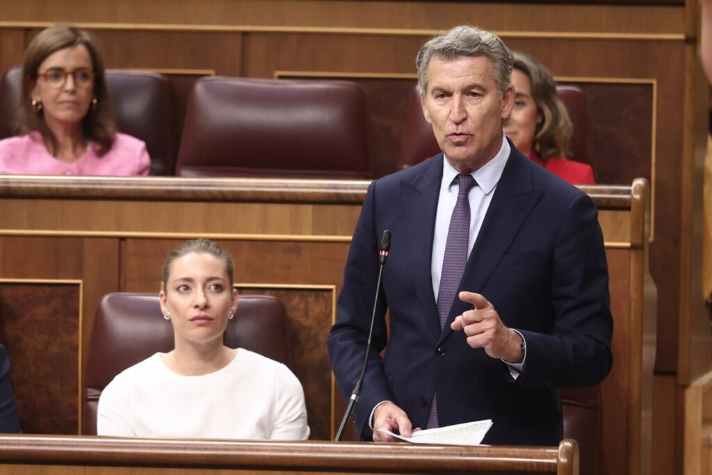 'Génova' achaca el empeño de Sánchez en seguir en Moncloa a su necesidad de no quedar a la "intemperie" si es imputado