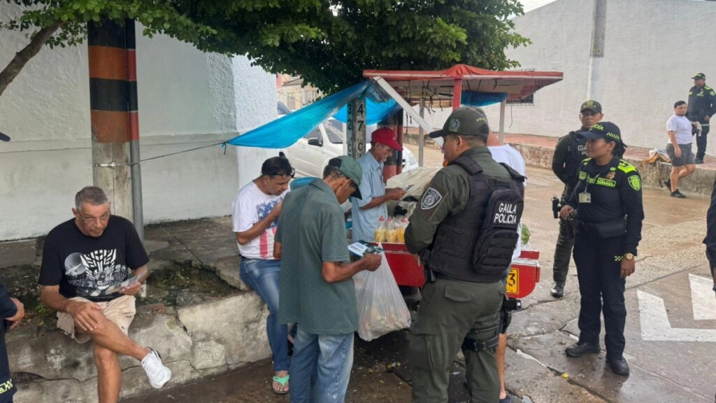 Golpe del Gaula a ‘Los Costeños’ y ‘Los Pepes’: 11 capturados por extorsión y microtráfico; incautan dinero, droga y panfletos en Barranquilla