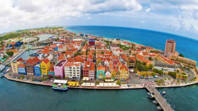 Gotopo: Países Bajos eliminaría visa a venezolanos para Curazao en 2 meses, tras aval parlamentario
