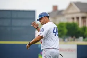 Guillermo Quiroz apunta al pitcheo como clave de sus Águilas del Zulia