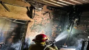 Hombre con discapacidad quedó atrapado en incendio
