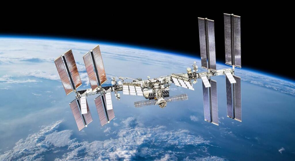 Honda preocupación entre los científicos: la NASA aisla a sus astronautas de la Estación Espacial Internacional mientras la agencia rusa reparaba unas fugas