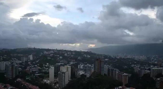 Inameh prevé nubosidad asociada con lluvias este sábado