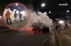 Incendio consumió un vehículo Daewoo Cielo frente a la E/S La Confianza