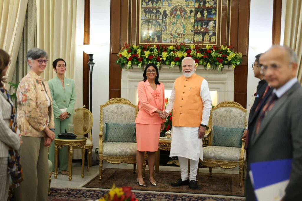 India evita comentar la transición venezolana y dice que trabaja con gobierno "amistoso" – Efecto Cocuyo