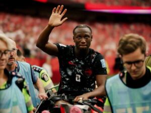 Ismaël Koné fue sometido a cirugía tras una grave lesión en el Mundial