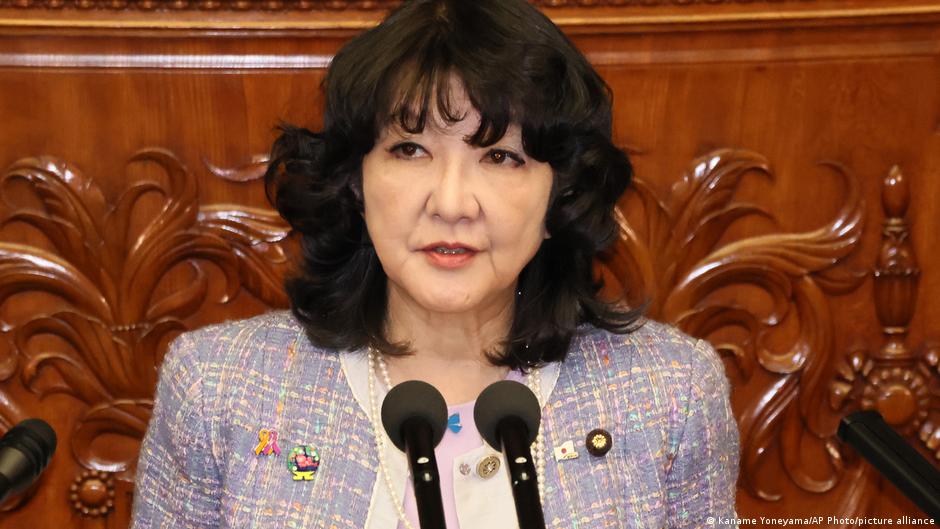 Japón tomaría «medidas decisivas» ante devaluación del yen