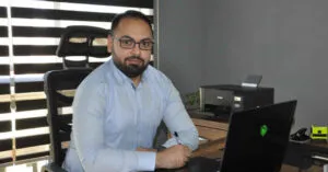 Jefe despide a chamo que va ganando en la quiniela de la oficina – El Chigüire Bipolar