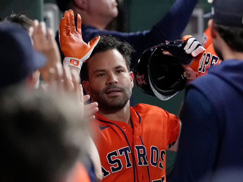 José Altuve enciende la pizarra con remontada de Astros