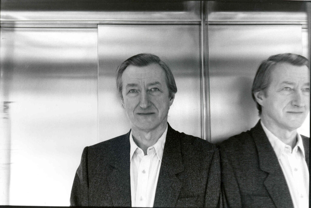 Julian Barnes busca a Ana Ozores