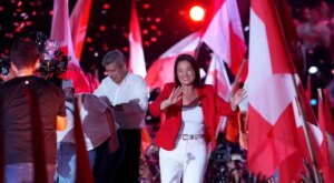 Keiko Fujimori gana las presidenciales de Perú