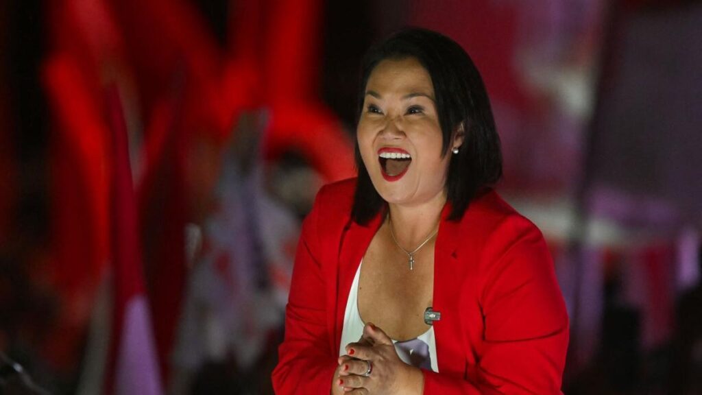 La candidata de Fuerza Popular, Keiko Fujimori, durante el mitin final de campaña en Lima, el pasado jueves.