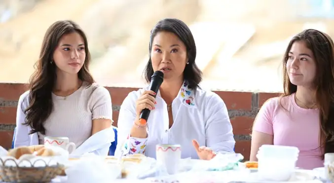 Keiko Fujimori mantiene ventaja de poco más de 1.000 votos
