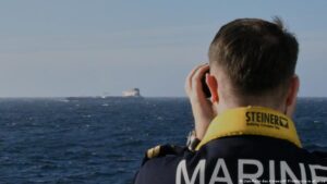 Kremlin califica de «piratería» la intercepción de petrolero