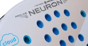 La Bullpadel Neuron Cloud 2025 cae de precio y se convierte en una de las mejores compras del momento