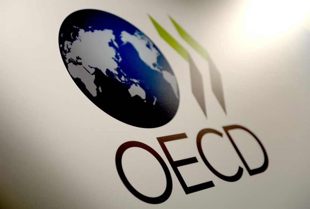 La OCDE mejora su previsión de PIB para España en 2026, hasta el 2,2%, y eleva la de inflación al 3,3%
