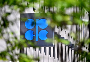 La Opep dice que hay que invertir 17,7 billones de dólares en petróleo hasta 2050