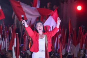 La Presidencia de Perú, en juego en la ruleta rusa de los extremos | elmundo.es