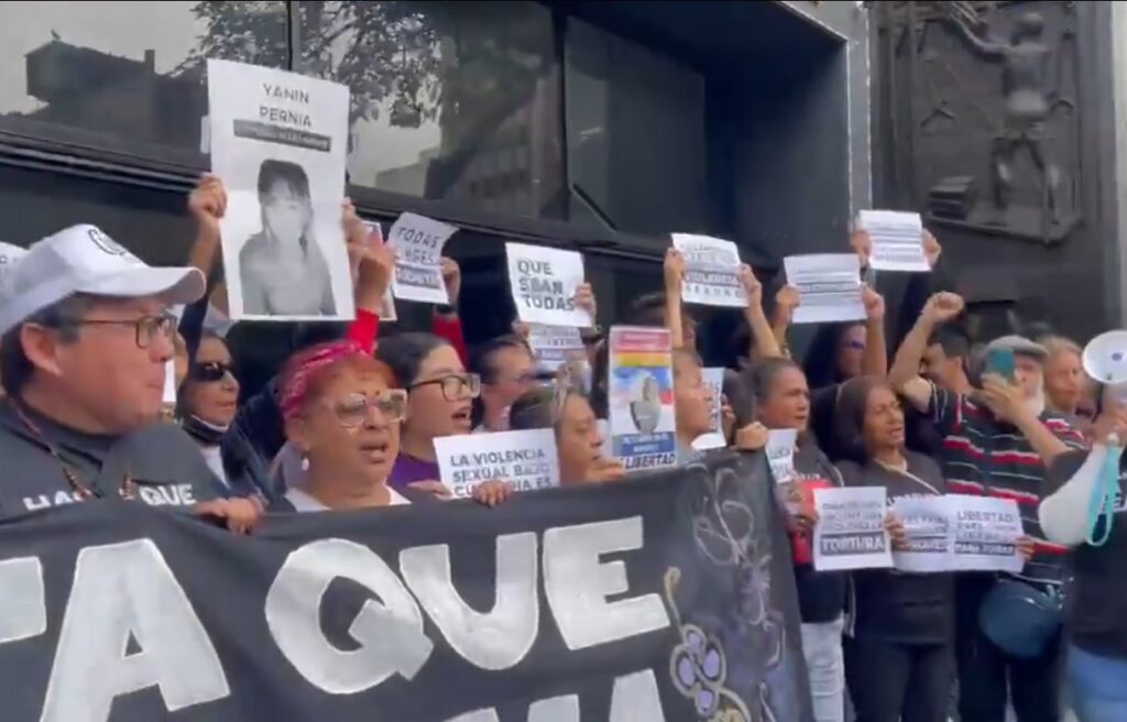 La exigencia que hicieron familiares de presas políticas al Ministerio de la Mujer este #5Jun (VIDEOS)