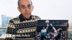 La historia de Alejandro Ojeda Carbajal, el fotógrafo mexicano que inmortalizó la «mano de Dios» de Maradona hace 40 años