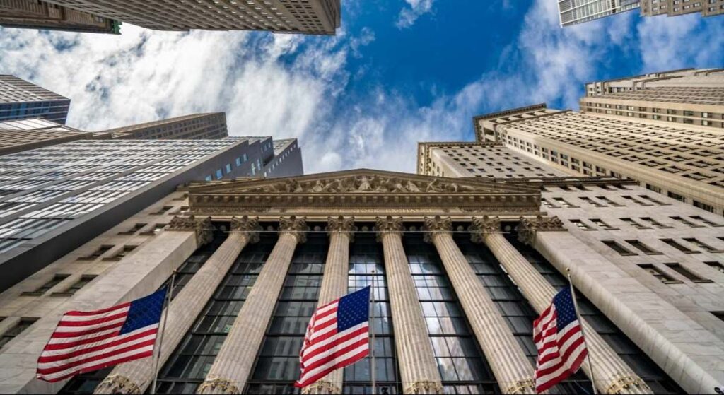 La ola toma aire y el dinero cambia de tabla