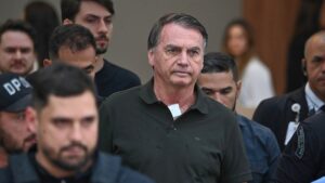 La policía brasileña interrogará a Bolsonaro por un arma confiscada a su escolta – AlbertoNews