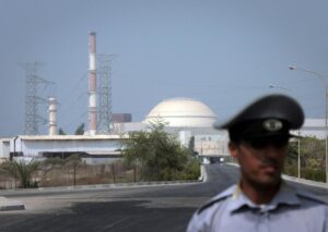 La urgencia por resolver la crisis en Ormuz amenaza con dejar sin resolver la cuestión nuclear iraní | elperiodico.com