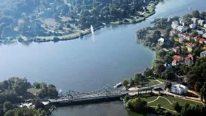 Las autoridades de Alemania evacuan a miles de personas en Potsdam tras el hallazgo de una bomba de la Segunda Guerra Mundial | elperiodico.com